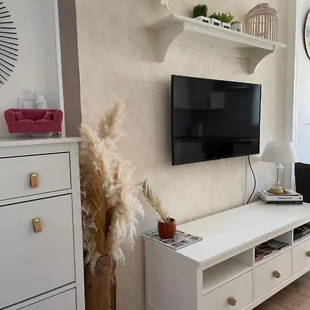 Ria Apartman